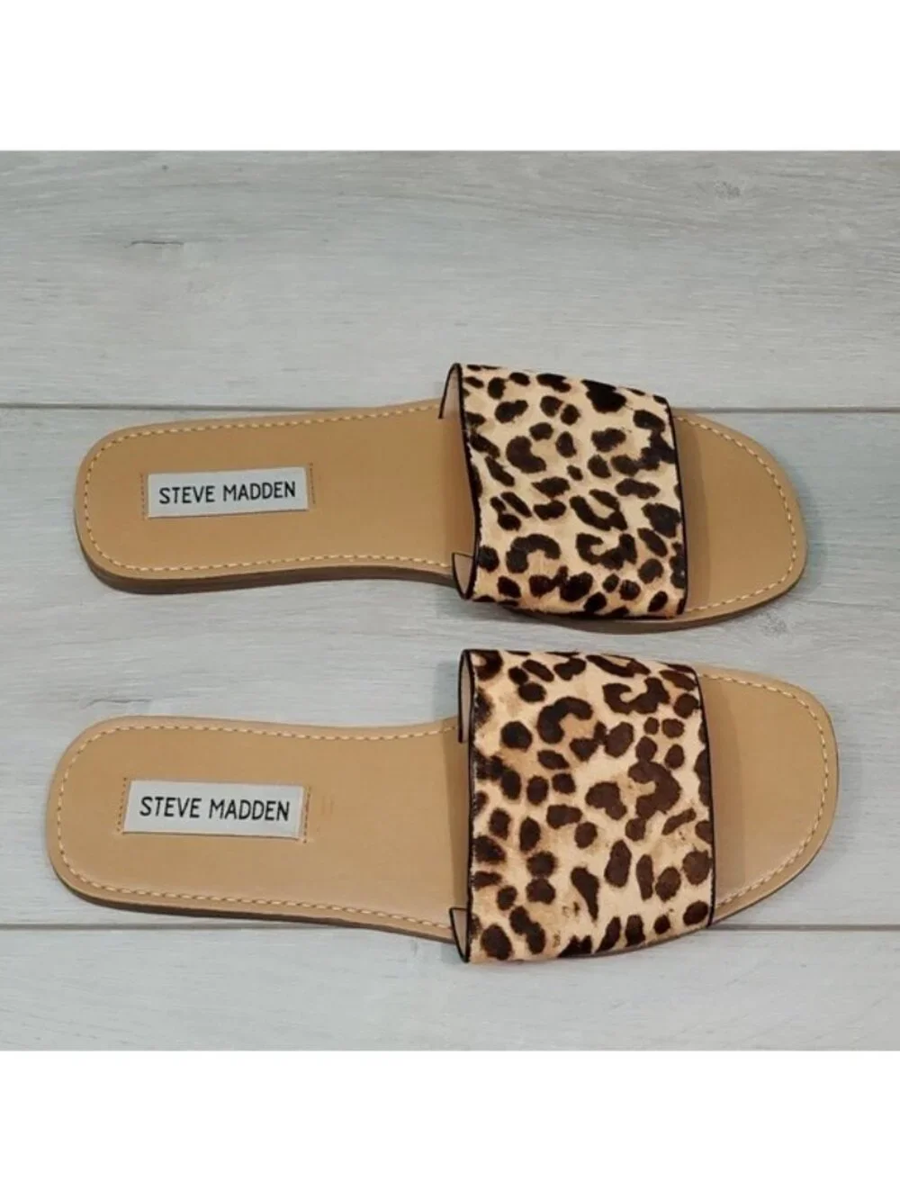 Steve Madden Women Island Animal print  Calf Hair Upper Sandals Flats shoes 6M